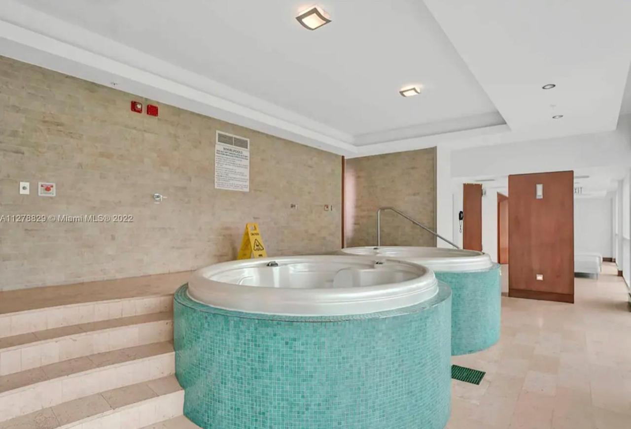 Iconic 2 Bedroom Loft Brickell-Stunning Views Miami Exterior foto